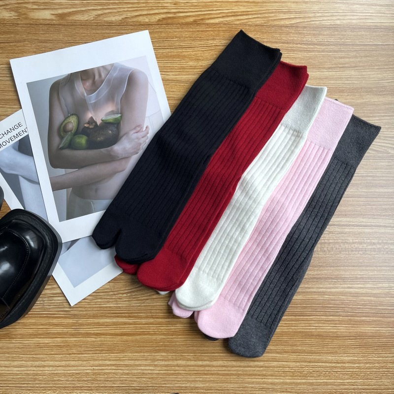 Wide Vertical Stripe Double Ne - đánh giá và giá Toe Sock Split